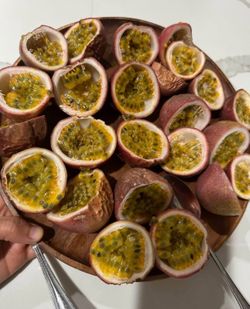 Passionfruit Maracuya- 1 pound /$4 OR 4 pounds for $15. Maracuyá Parcha 百香果 Chanh dây by