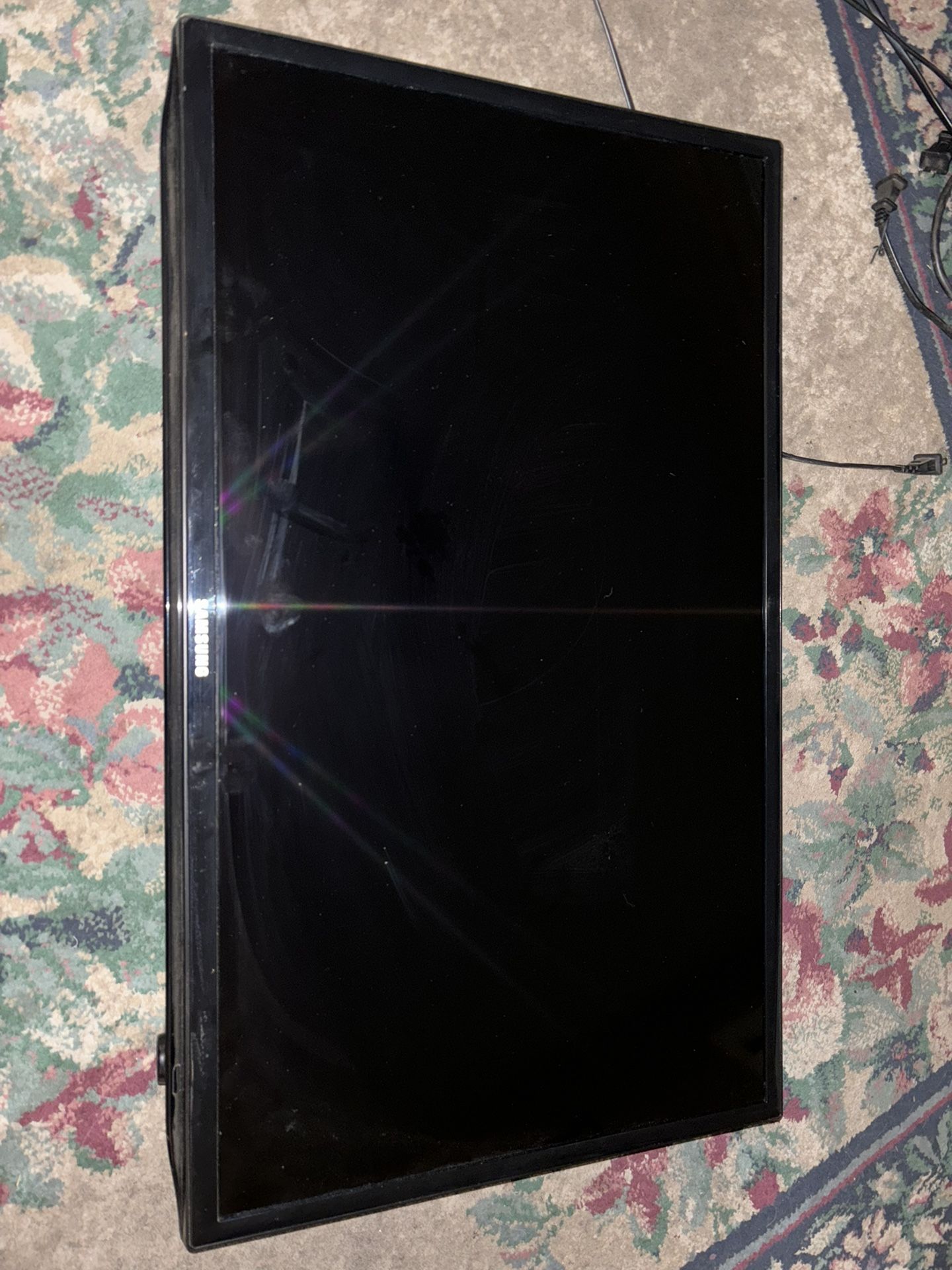 Samsung 30’ TV (no Internet Cable Only)