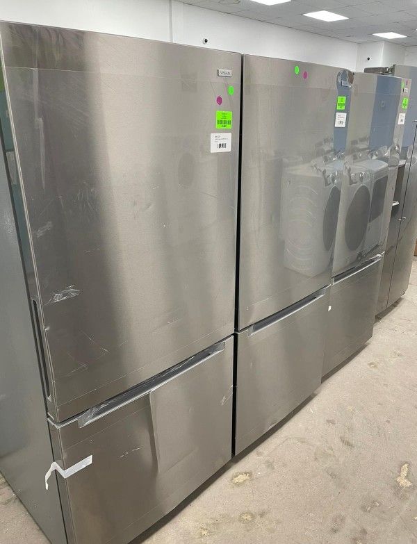 vissani bottom freezer refrigerator L1A
