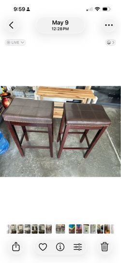 Set of 2 Brown Leather Bar Stools