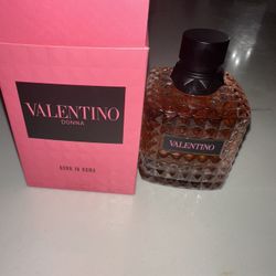 Valentino Perfume 