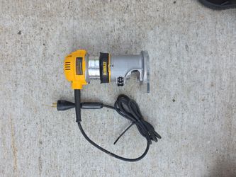 DEWALT Compact Router with Fixed Base
