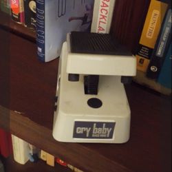 Dunlop CBM105Q Cry Baby Mini Bass Wah pedal