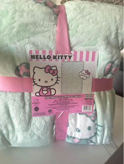 Hello Kitty Twin Blanket 
