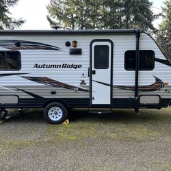  2018 Jayco  StarCraft Autumn Ridge 17rd