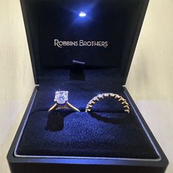 Wedding Ring & Band Set Brand New From Robbin’s Bros 