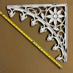 Ornamental Support Brackets 