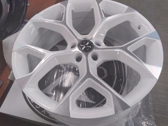 We have 5 Lug 20, 22 and 24 Inch Snowflake Replicas In All Finishes. $10 Take Home Layaway. Ulohos