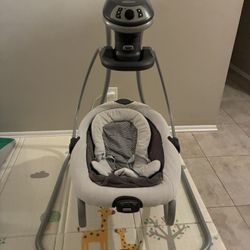 Graco DuetSoothe Swing and Rocker with Removable Swing Seat and 6 Swinging Speeds for Baby