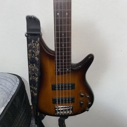5 string bass looking for trades