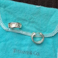 GOOD CONDITIONS " VINTAGE AUTHENTIC TIFFANY & CO.  925 SILVER ATLAS HOOP EARRINGS 100$