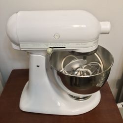 Kitchen Aid Ultra Power Stand Mixer Model KSM 90