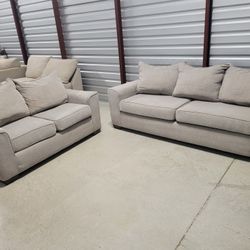 Light Gray 🔥 2 PC Couch And Loveseat 🛋 (Delivery Available) 🚛 