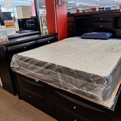 4285... Queen Bed Storage Bed Dresser And Mirror 