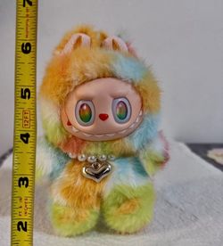 Small Rock the Universe  with Heart Necklace Rainbow Plush
