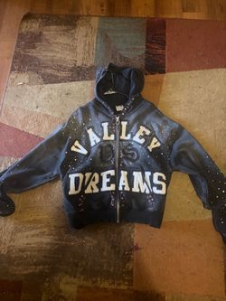 VALLEY DREAMS HOODIE