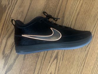 Nike book 2 haven and hector, size 11.