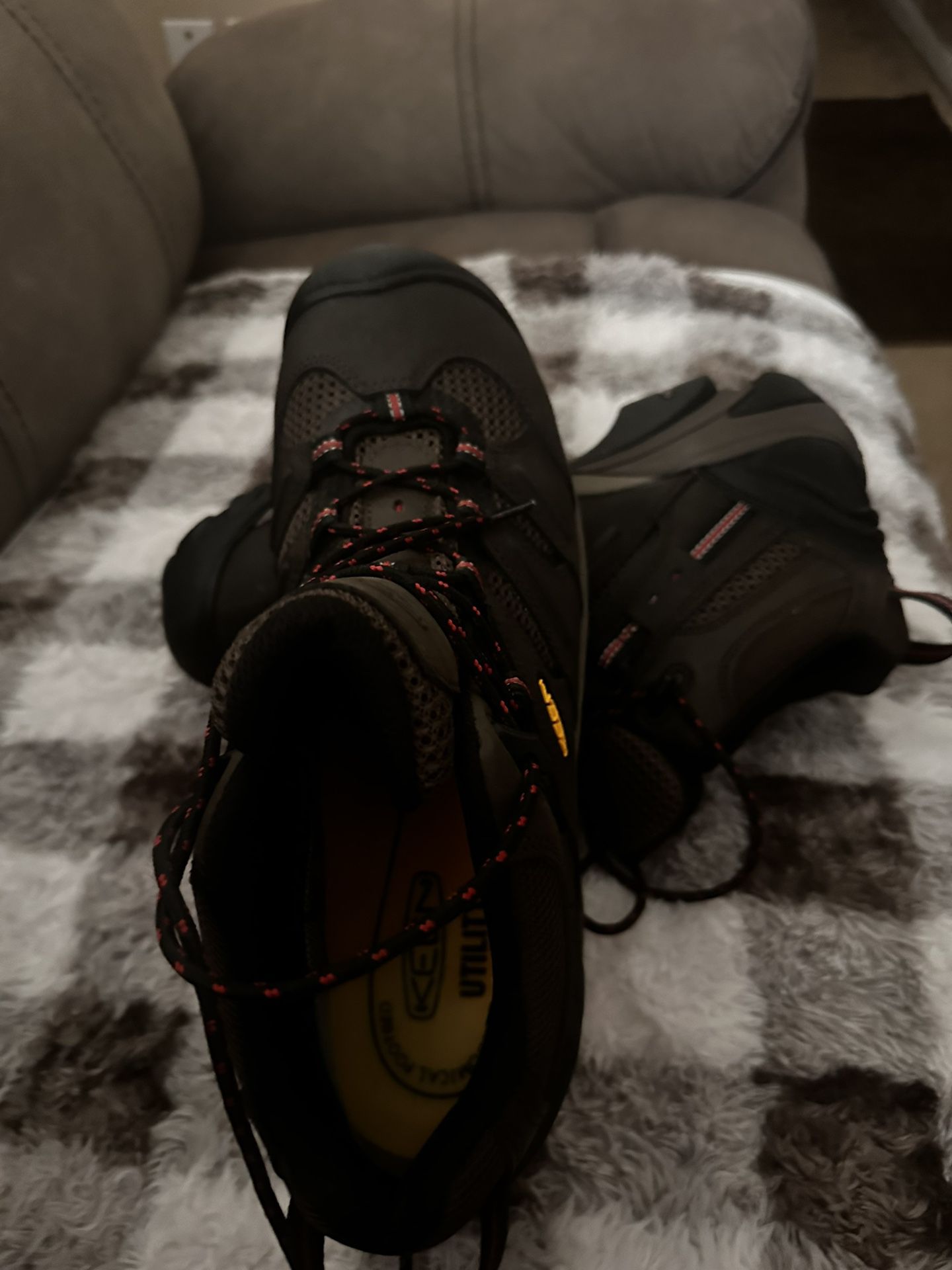 Keen Men’s steel toe boots “Waterproof” S12