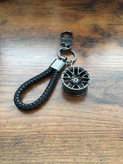 🔑 Black Wheel Keychain