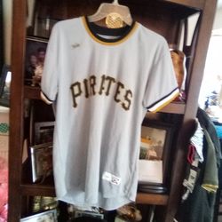 Roberto Clemente  New Nike Jersey