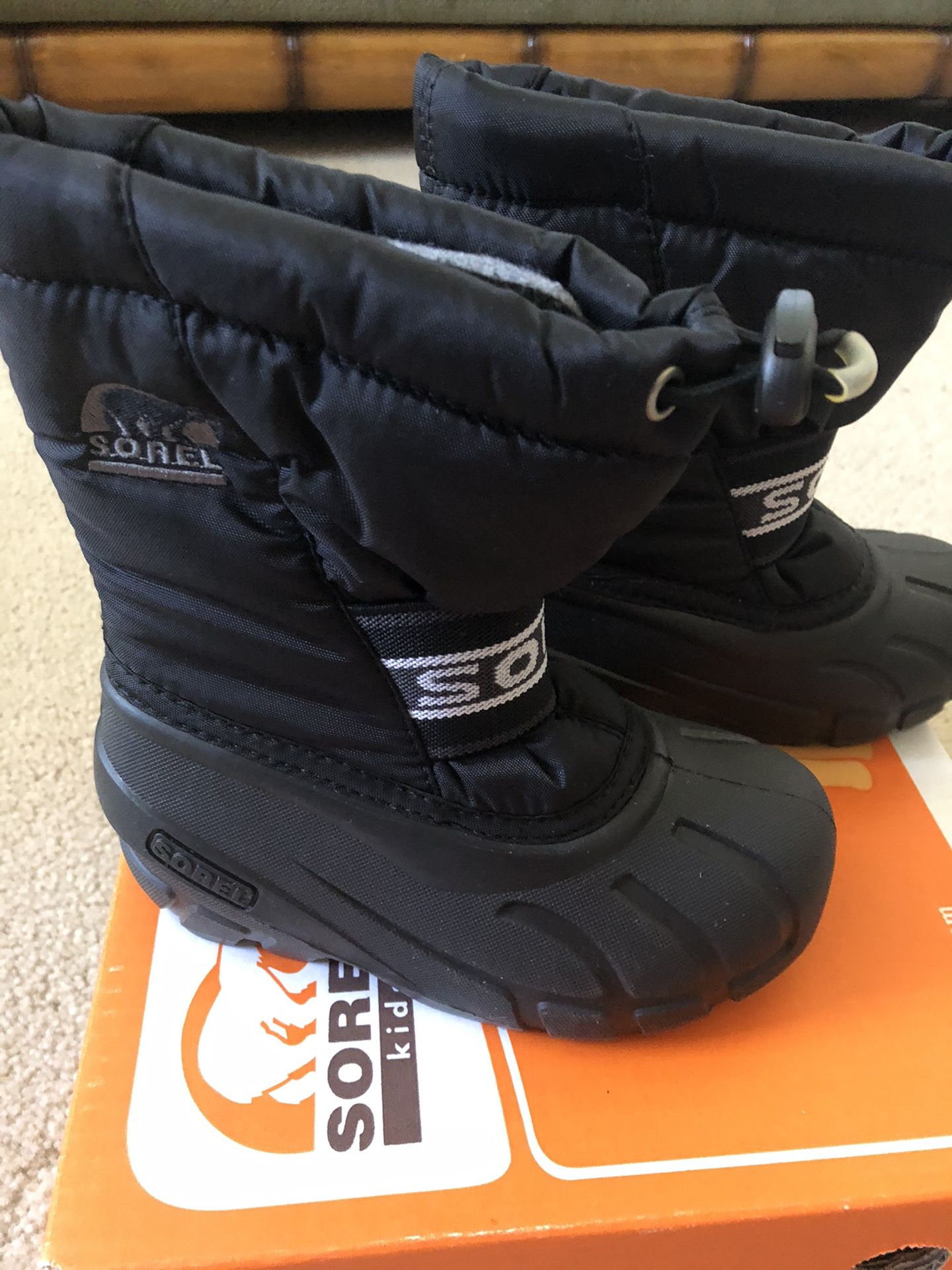 Brand New Toddler Size 10 Snow Boots