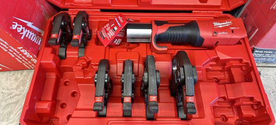 Milwaukee m18 pro press crimp set with 6 jaws