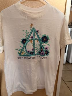 Women 5 Shirt Bundle