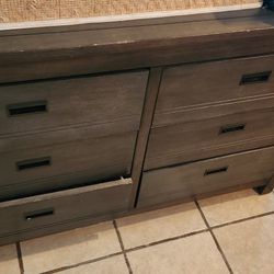 6 Drawer Dresser (Grey) 