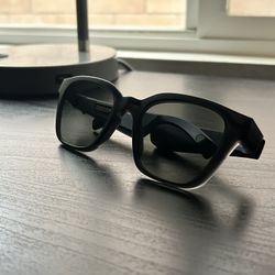 Bose Alto Audio Sunglasses – Carrying Case + 2 Chargers (Used)