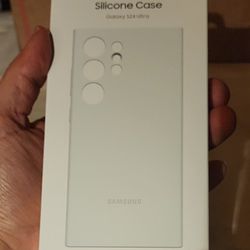 Samsung 24 Ultra WHITE  SILICON CASE