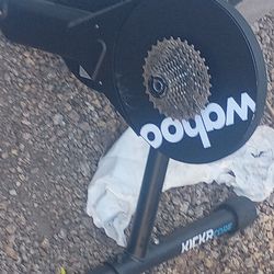 Kiker core smart bike trainer