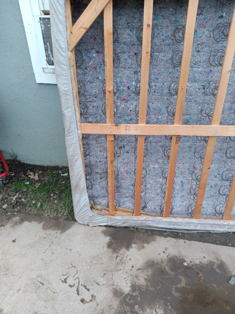 Box Spring Queen Bed