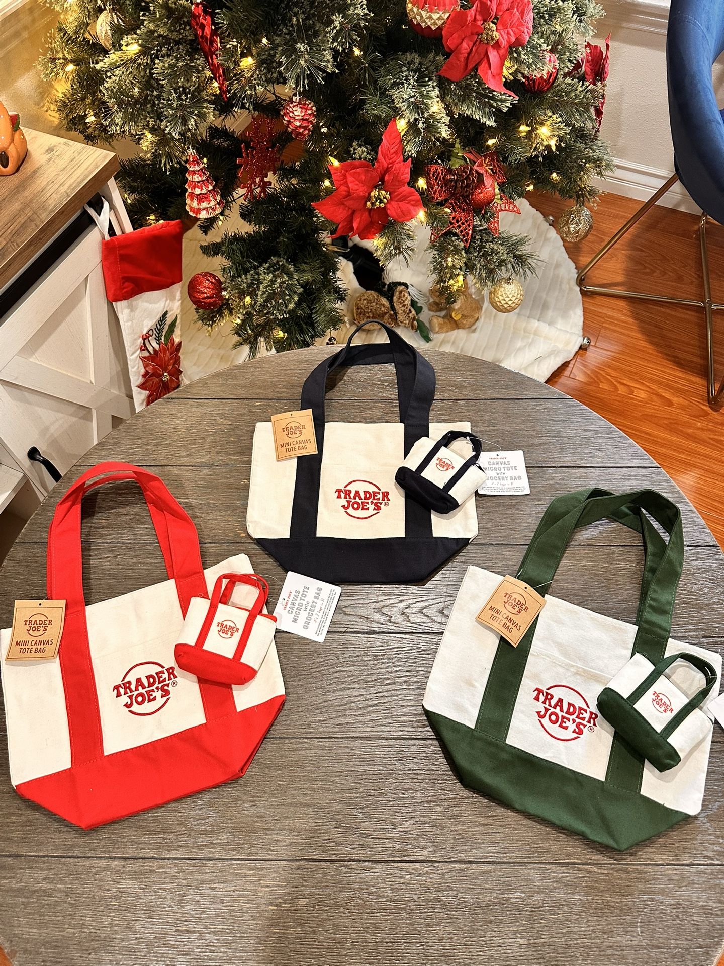 Limited Edition Trader Joe’s Tote Bag SET!