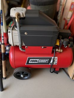 Tool Shop Air Compressor with Wheels