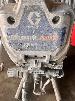 Spray paint machine