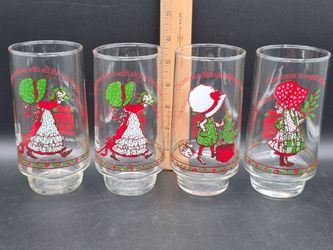 Set of 4 Vintage 70's Holly Hobbie Coca-Cola Christmas Glasses