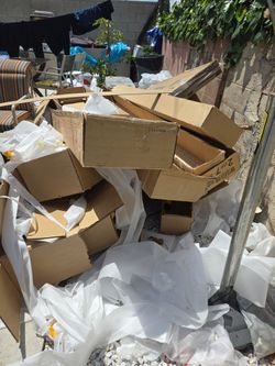 Cartón Gratis En Clymar Compton 