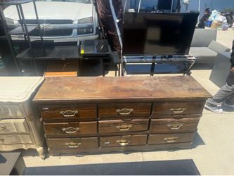 Vintage Solid Wood 9-Drawer Dresser