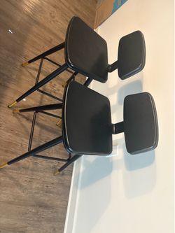 2 Bar Stools
