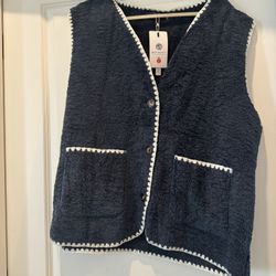 Women’s Fleece Thick Vest Size XL NWT