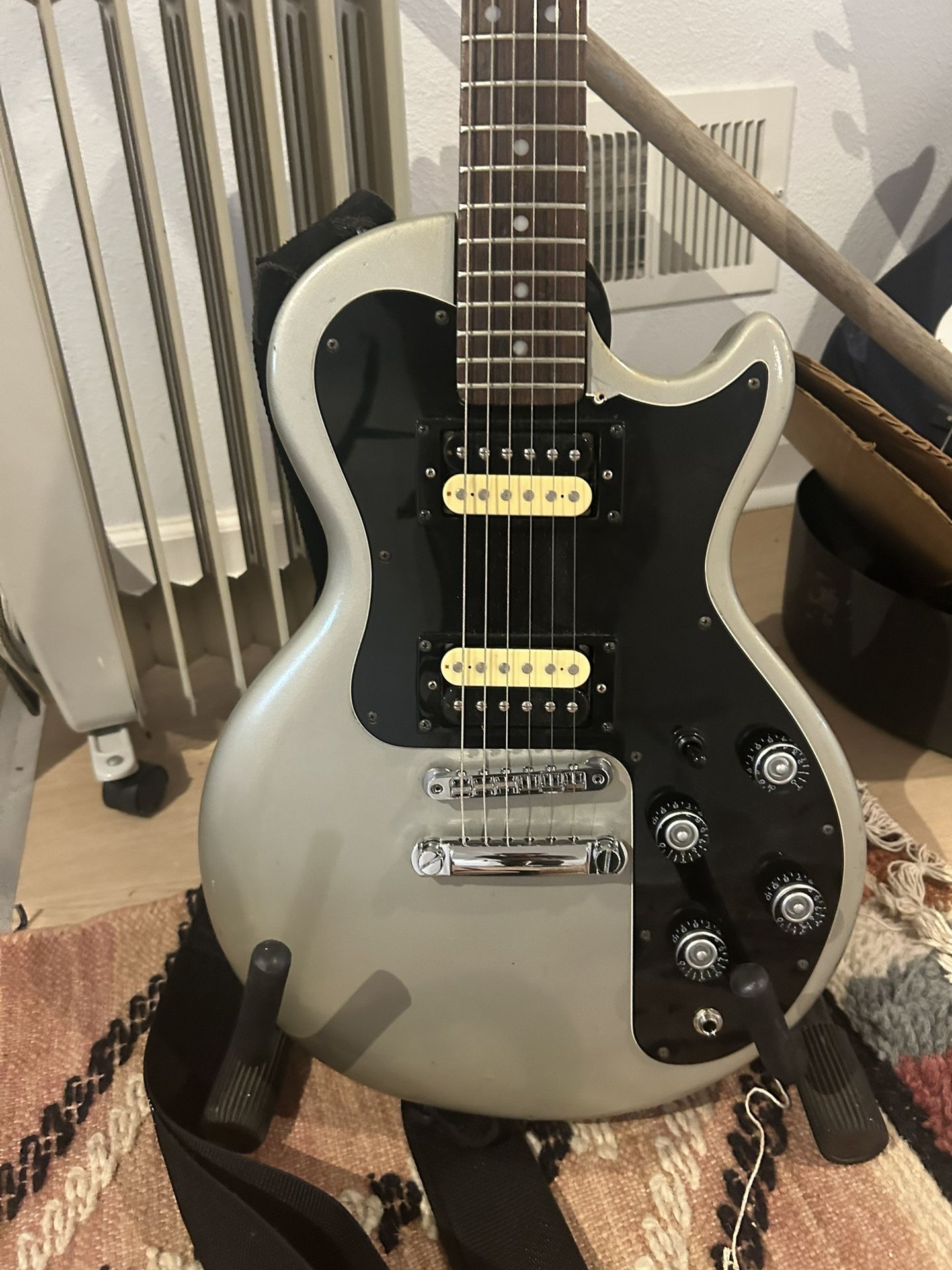 1981 Gibson Sonnex Rare Gray