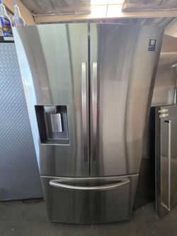 SAMSUNG FRENCH DOOR STAINLESS STEEL REFRIGERATOR