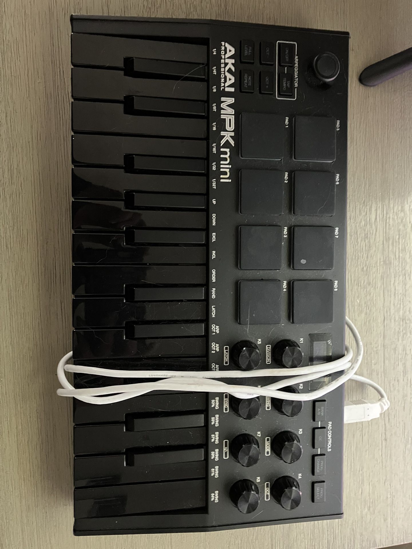 Akai MPK Mini