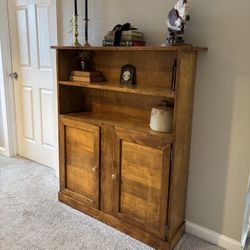 Vintage Wooden Bookcase Shelf w/ Two-Door Cabinet •FREE DELIVERY•