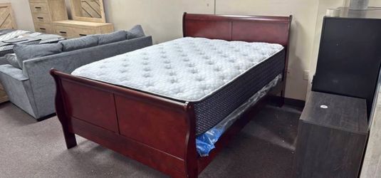 Cherry Wood Sleigh Bed with Mattress