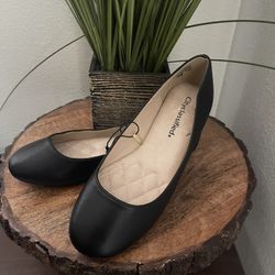 Women’s Flats Size 5.5