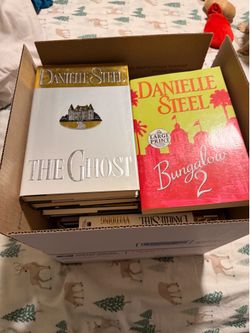 Box of hardback Danielle Steel books