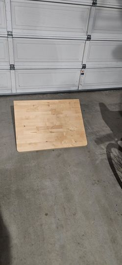 Fold down table wall mounted