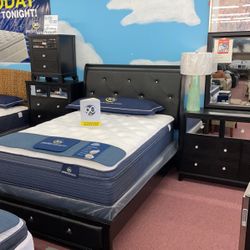 💥HUGE Blowout Furniture Sale!💥 Brand New 7PC Queen Size Black Bedroom SET! $50 Down Takes It Home Today! 