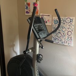 Elliptical Reebok 1500